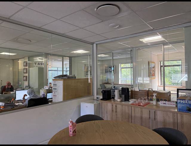 415M² OFFICE TO LET IN NEWLANDS
